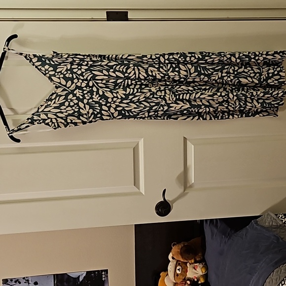 Kaia Dress in Fern (from Sample Sale) - Picture 3 of 7